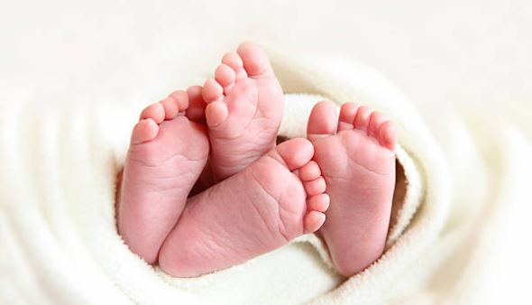 Karena Sang Ibu Konsumsi Narkoba, Bayi Kembar Lahir Prematur 2 Hari Kemudian Meninggal